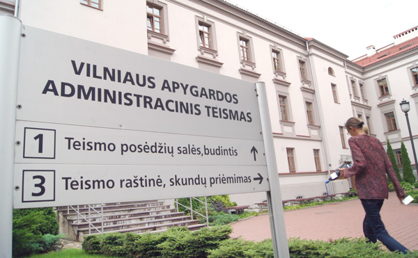 Wileński Okręgowy Sąd Administracyjny zakazał reorganizacji struktury wewnętrznej Szkoły Średniej w Trokach