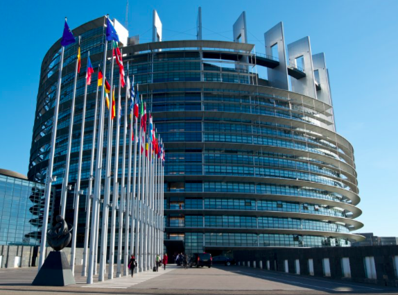 Wstępne orzeczenie Trybunału Sprawiedliwości Unii Europejskiej w sprawie interpretacji pojęcia „użytkowania pojazdów”